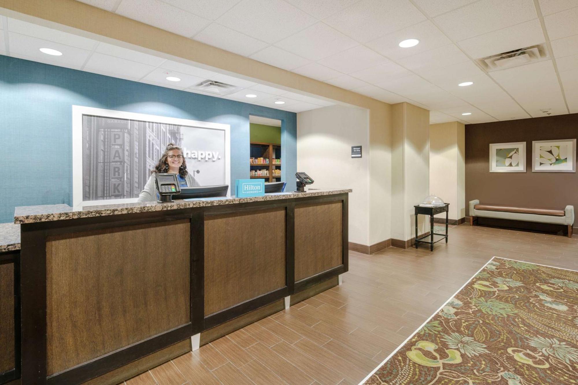 Hampton Inn University Area, Huntington, Wv Екстериор снимка